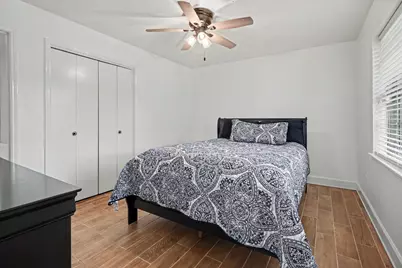 4318 Meadow Glenn Drive, Dickinson, TX 77539 - Photo 26