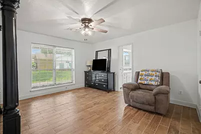 4318 Meadow Glenn Drive, Dickinson, TX 77539 - Photo 20