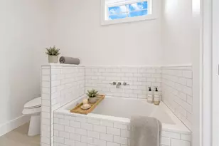 4602 Clay St, Houston, TX 77023 - Photo 6