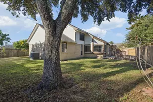 8015 Crestwick Dr, Houston, TX 77083 - Photo 2
