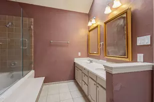 8015 Crestwick Dr, Houston, TX 77083 - Photo 16