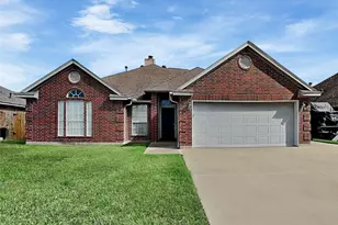 2922 31st Ave N, Texas City, TX 77590 - Photo 1