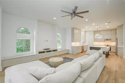 5002 Eigel Street, Houston, TX 77007 - Photo 12