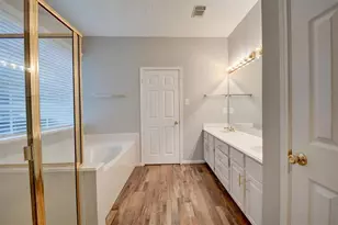 539 W North Hill Dr, Spring, TX 77388 - Photo 20