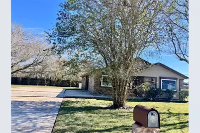 3807 Wade Street, Santa Fe, TX 77517 - Photo 2