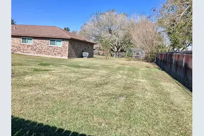 3807 Wade Street, Santa Fe, TX 77517 - Photo 4