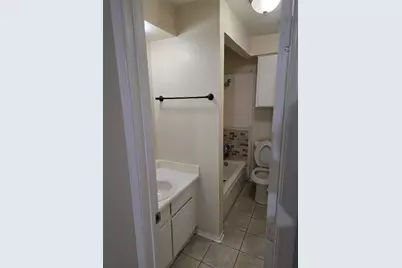 12706 Bexley Drive, Houston, TX 77099 - Photo 6