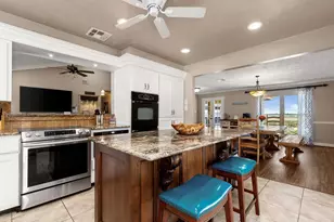 1464 Lakeside Dr W, Canyon Lake, TX 78133 - Photo 14
