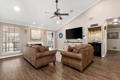 1464 Lakeside Drive W, Canyon Lake, TX 78133 - Photo 10