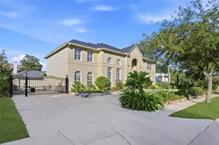16614 Shorecrest Dr, Houston, TX 77095 - Photo 2