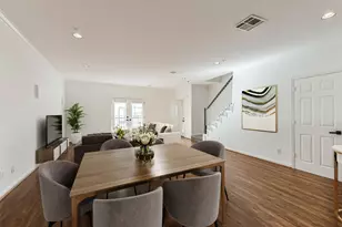 17 Waugh Dr, Houston, TX 77007 - Photo 2