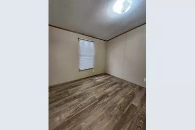 502 Magnusson Ave, Palacios, TX 77465 - Photo 10