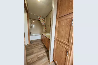 502 Magnusson Ave, Palacios, TX 77465 - Photo 16