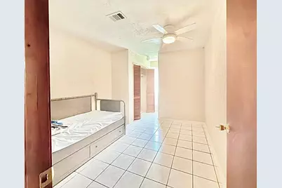 10719 Carvel Lane, Houston, TX 77072 - Photo 20