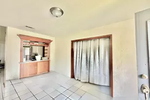 10719 Carvel Ln, Houston, TX 77072 - Photo 6