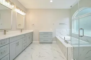 3815 Meadow Spring Dr, Sugar Land, TX 77479 - Photo 16