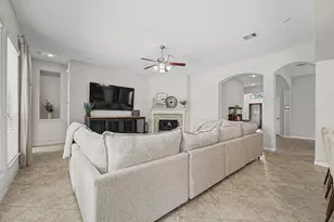 1504 Nacogdoches Valley Dr, League City, TX 77573 - Photo 6