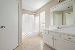 3479 Rockrill Dr, Houston, TX 77045 - Photo 14