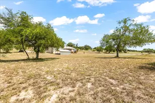 254 Broken Arrow, Floresville, TX 78114 - Photo 44