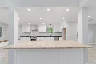 1 Rolling Mill Ln, The Woodlands, TX 77380 - Photo 12