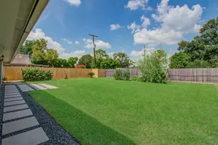 9410 Highmeadow Dr, Houston, TX 77063 - Photo 28
