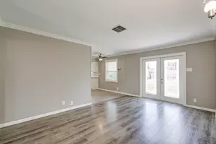 9410 Highmeadow Dr, Houston, TX 77063 - Photo 12