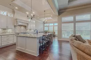 6570 Merrick Ln, Beaumont, TX 77706 - Photo 4