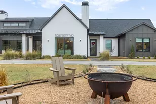 432 S Garrett Cir, Bellville, TX 77418 - Photo 4