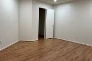 2305 55th St, Galveston, TX 77551 - Photo 6