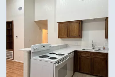 2305 55th Street #3, Galveston, TX 77551 - Photo 4