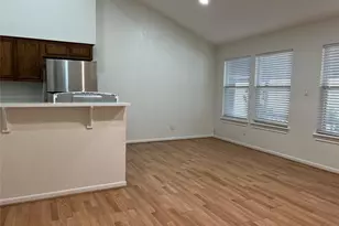 2305 55th St, Galveston, TX 77551 - Photo 10