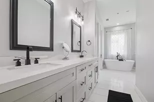 1922 Oakdale St, Houston, TX 77004 - Photo 8