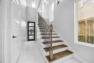 1922 Oakdale St, Houston, TX 77004 - Photo 2
