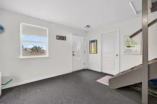 906 91st St, Galveston, TX 77554 - Photo 6