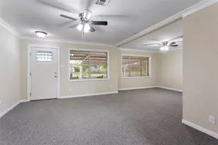 2918 15th Ave N, Texas City, TX 77590 - Photo 6