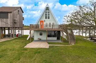 239 Redfish Dr, Freeport, TX 77541 - Photo 38