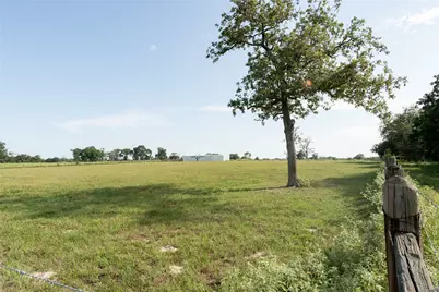 000 Aztec Lane, New Ulm, TX 78950 - Photo 18