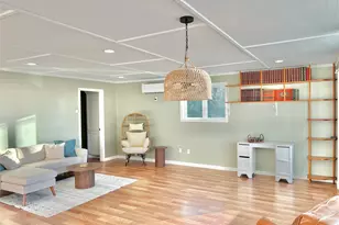 927 27th St, Dickinson, TX 77539 - Photo 6