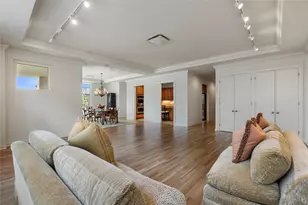 511 S Post Oak Ln, Houston, TX 77056 - Photo 8