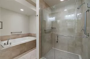 511 S Post Oak Ln, Houston, TX 77056 - Photo 16