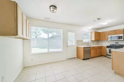 33318 Cottonwood Bend, Magnolia, TX 77354 - Photo 10