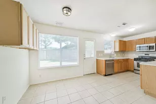 33318 Cottonwood Bend, Magnolia, TX 77354 - Photo 10