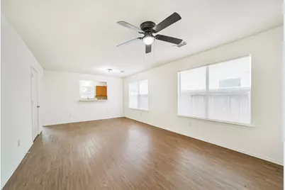 33318 Cottonwood Bend, Magnolia, TX 77354 - Photo 4