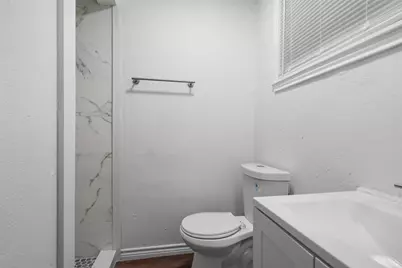 3619 Ave S, Galveston, TX 77550 - Photo 34