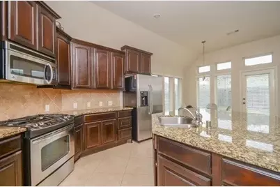 2610 Briar Rose Court, Pearland, TX 77584 - Photo 4