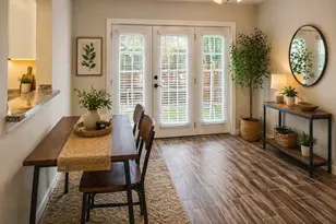 12913 Trail Hollow Dr, Houston, TX 77079 - Photo 6