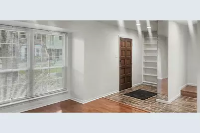 12913 Trail Hollow Drive #2913, Houston, TX 77079 - Photo 2