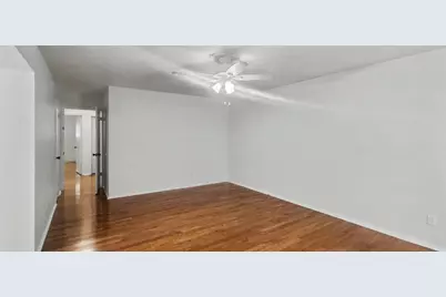 12913 Trail Hollow Drive #2913, Houston, TX 77079 - Photo 14