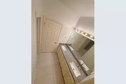 11852 Taylorcrest Road #8, Houston, TX 77024 - Photo 32