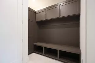4047 Mischire Dr, Houston, TX 77025 - Photo 36